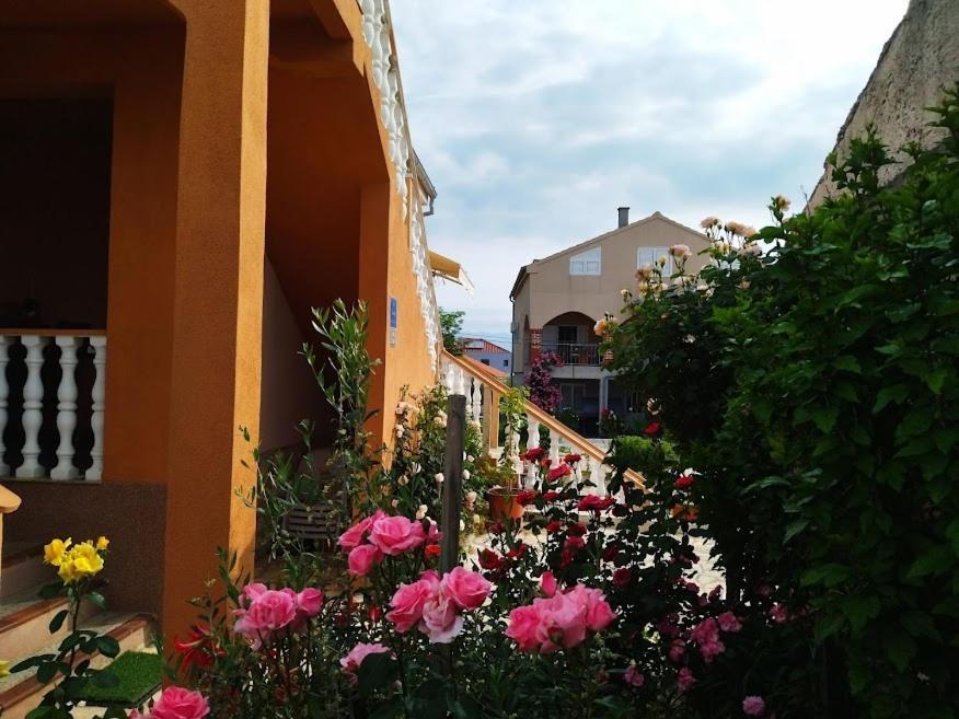 Apartment In Nin With Terrace, Air Conditioning, Wi-Fi 外观 照片