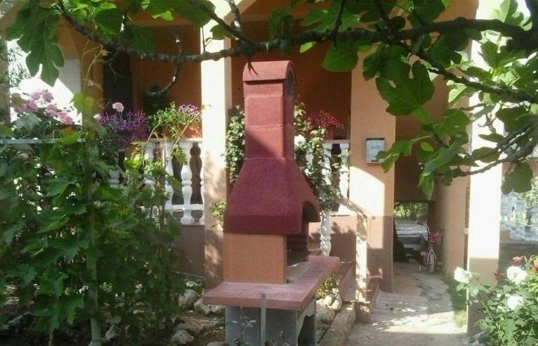 Apartment In Nin With Terrace, Air Conditioning, Wi-Fi 外观 照片